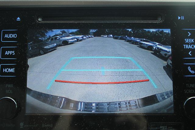 Vehicle image 12 of 25