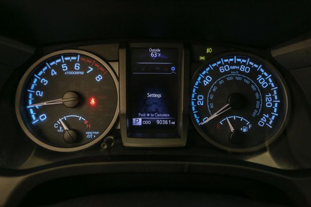 Vehicle image 36 of 46