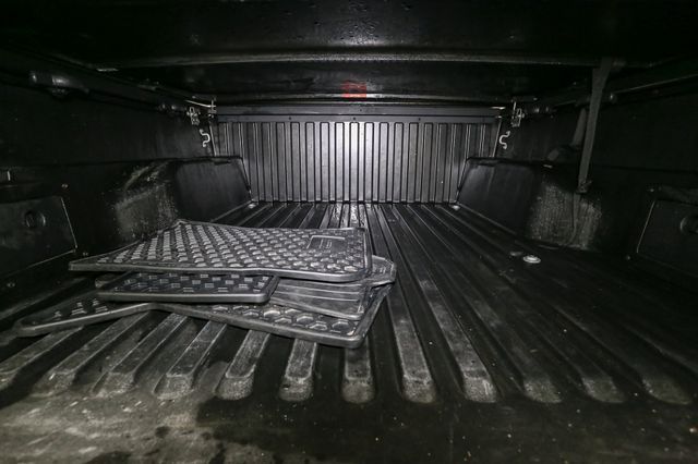 Vehicle image 15 of 46