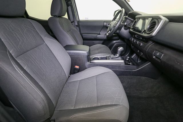 Vehicle image 20 of 46