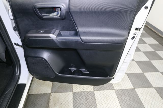 Vehicle image 24 of 46