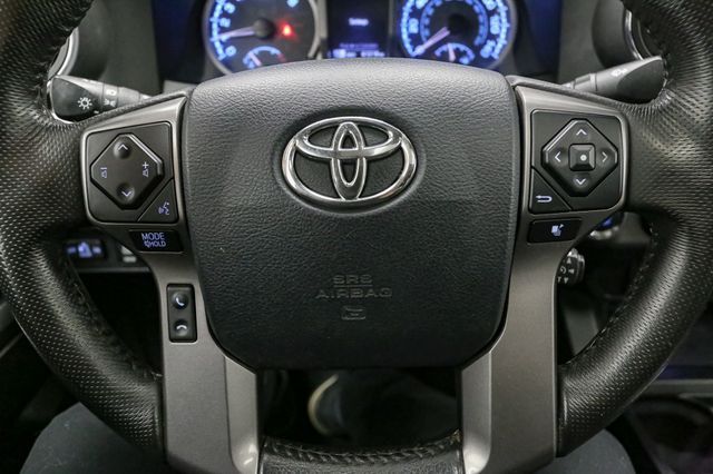 Vehicle image 21 of 48