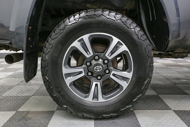 Vehicle image 13 of 48