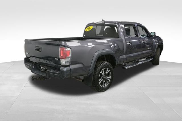 Vehicle image 9 of 48