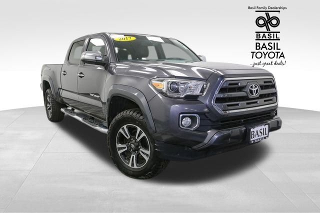 Vehicle image 8 of 48