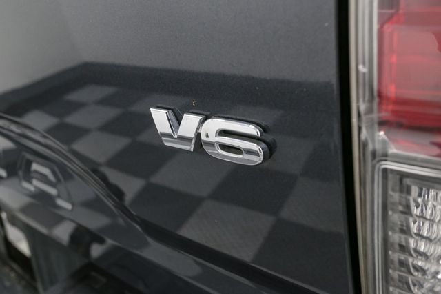 Vehicle image 42 of 48