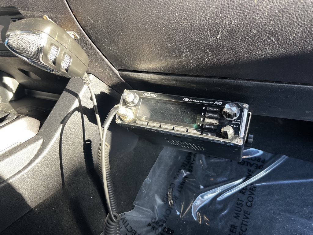 Vehicle image 27 of 29
