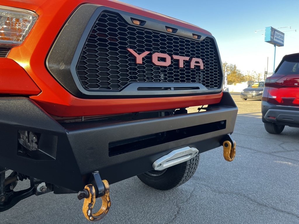 Vehicle image 9 of 29