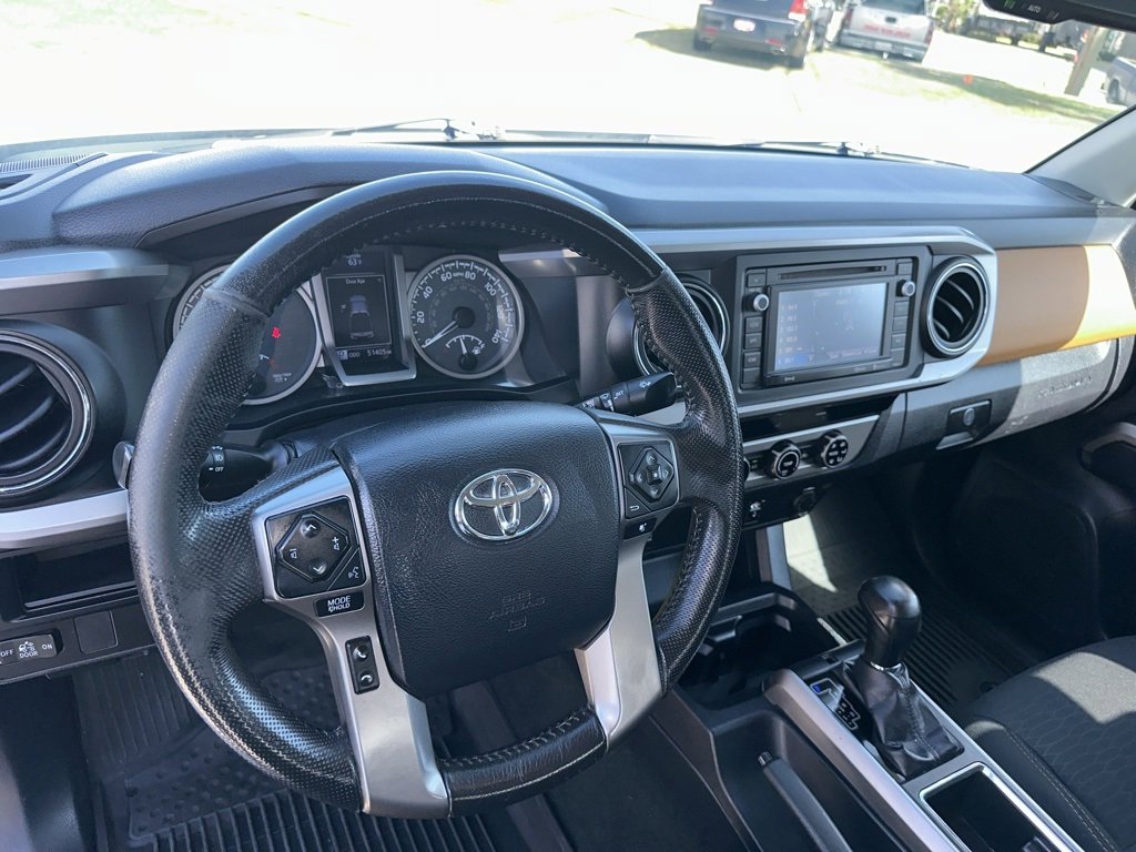 Vehicle image 20 of 22