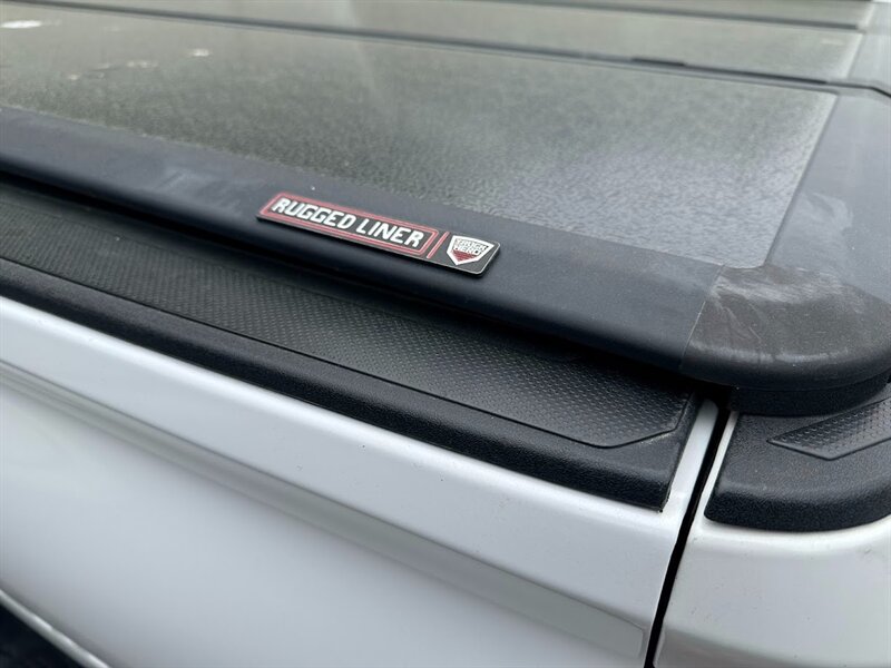 Vehicle image 15 of 53