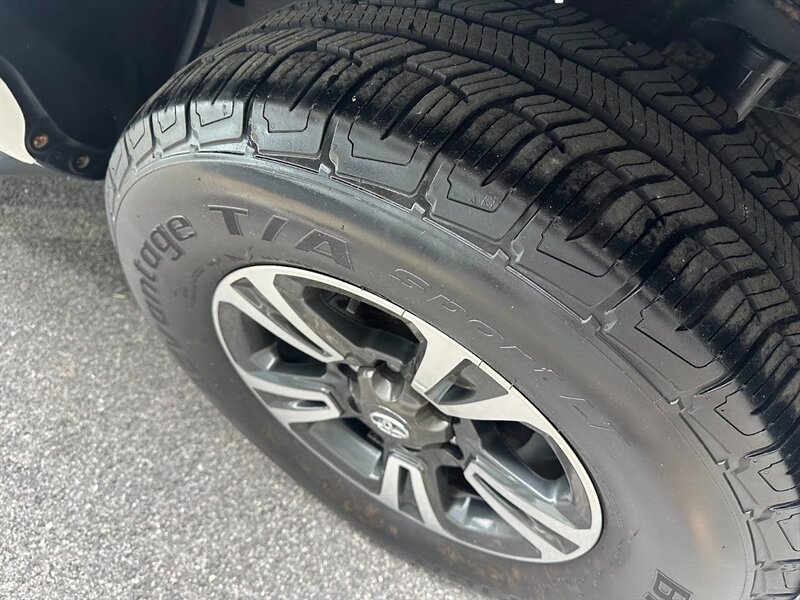 Vehicle image 48 of 53