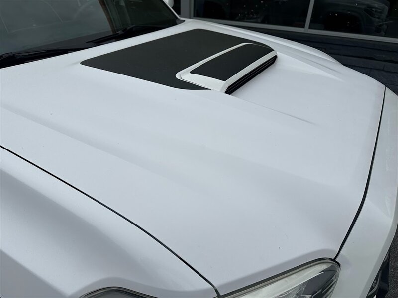 Vehicle image 43 of 53