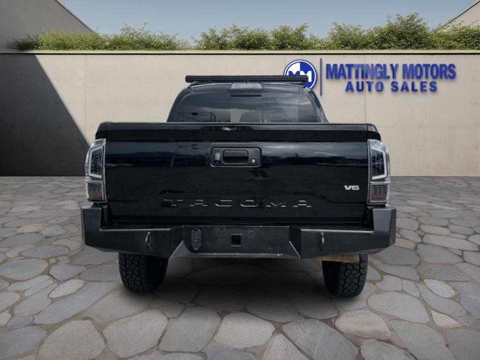 Vehicle image 6 of 33