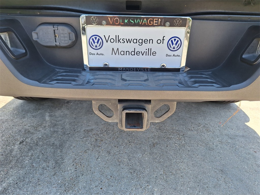 Vehicle image 12 of 31