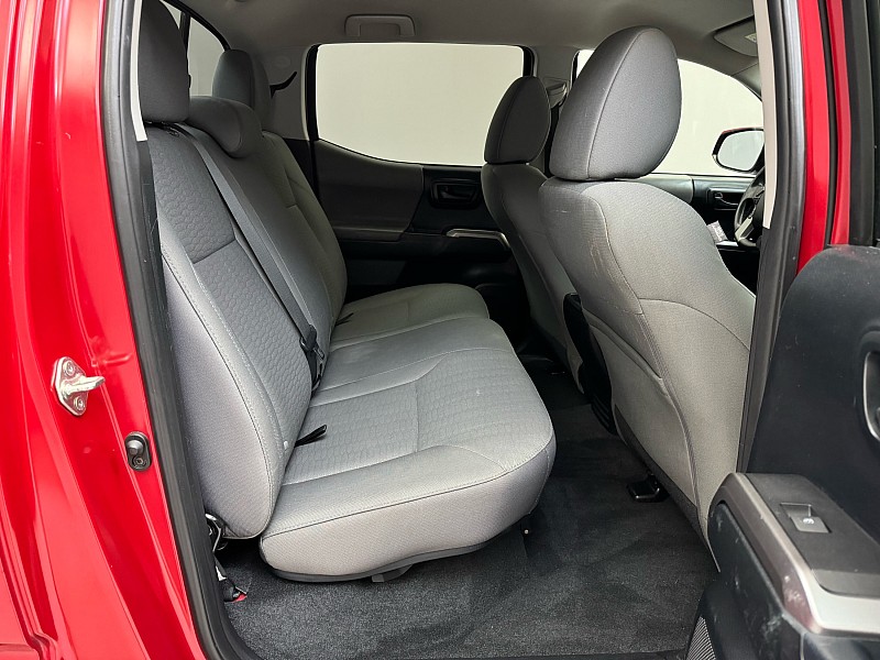 Vehicle image 17 of 48
