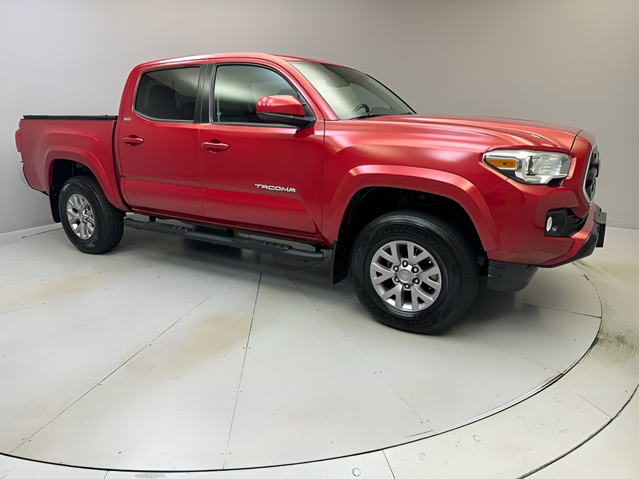 Vehicle image 43 of 48