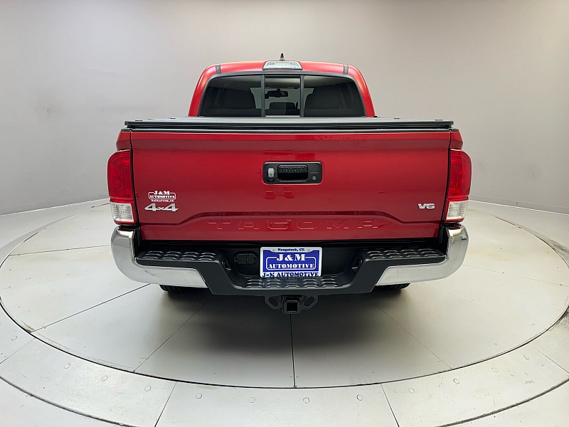 Vehicle image 6 of 48