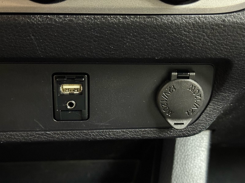 Vehicle image 36 of 48