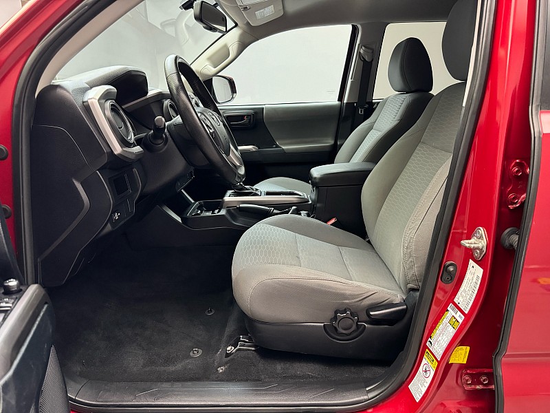 Vehicle image 13 of 48