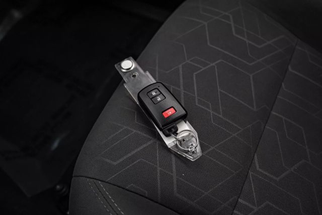 Vehicle image 43 of 51