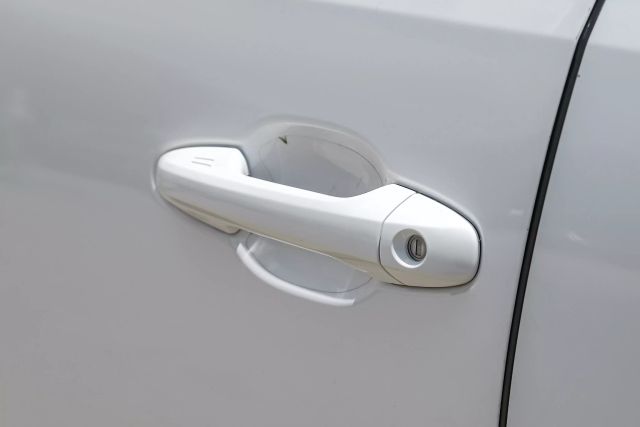 Vehicle image 44 of 51