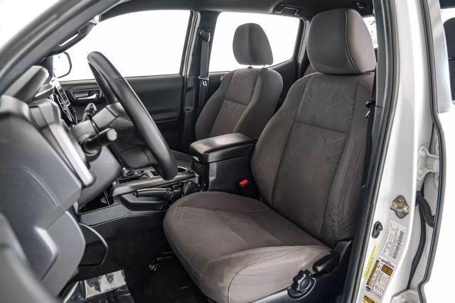Vehicle image 22 of 51