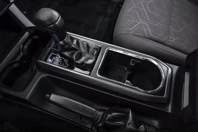 Vehicle image 40 of 51