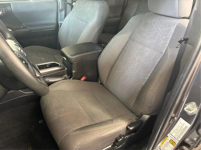 Vehicle image 16 of 42