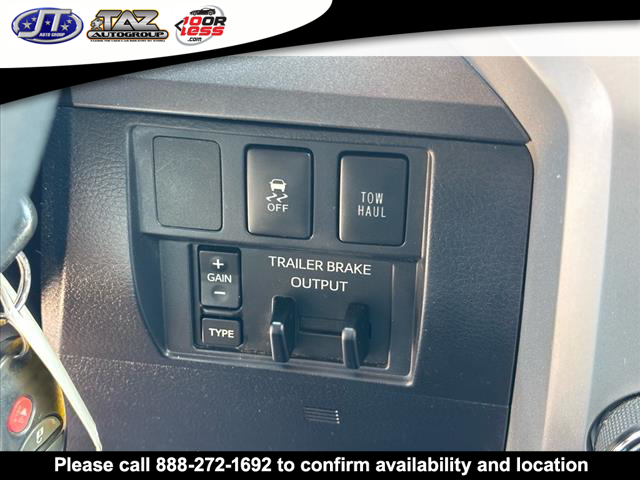 Vehicle image 15 of 20