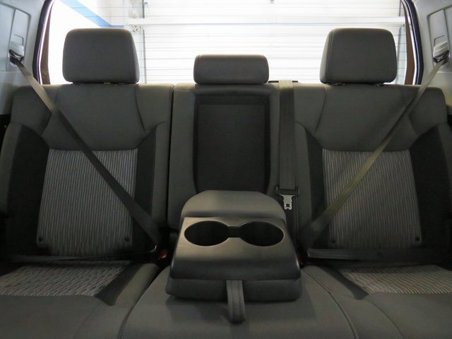 Vehicle image 26 of 34