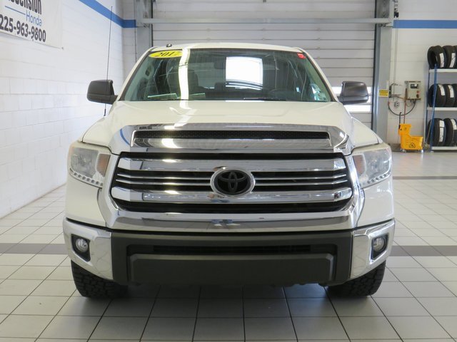 Vehicle image 2 of 34
