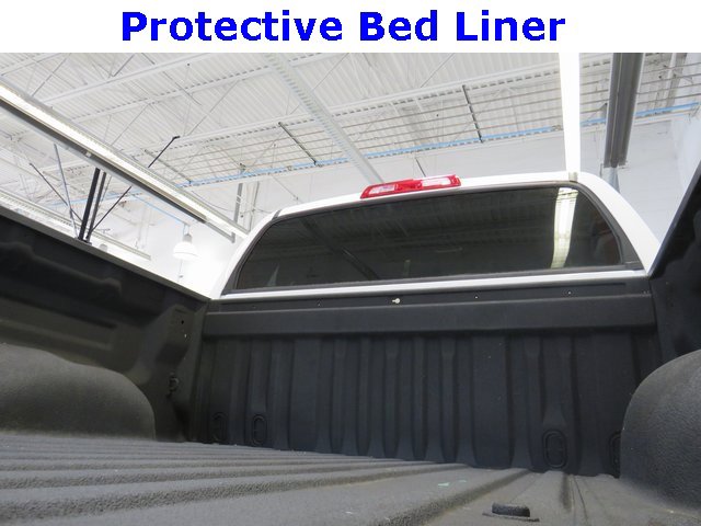Vehicle image 18 of 34