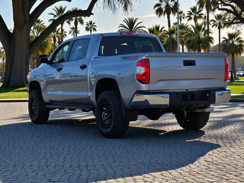 2017 Toyota Tundra SR5 Image 5 of 43