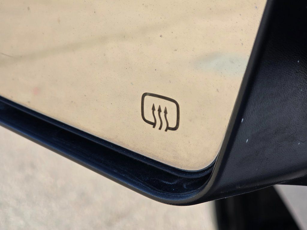 2017 Toyota Tundra SR5 Image 30 of 43