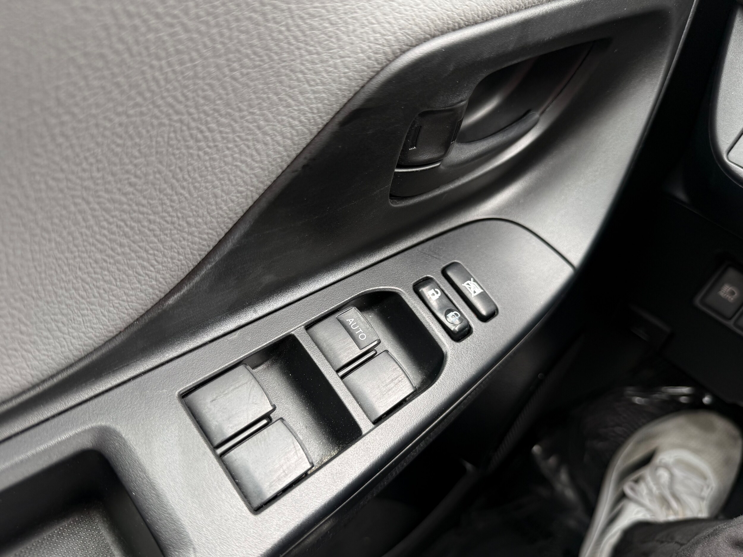Vehicle image 31 of 32