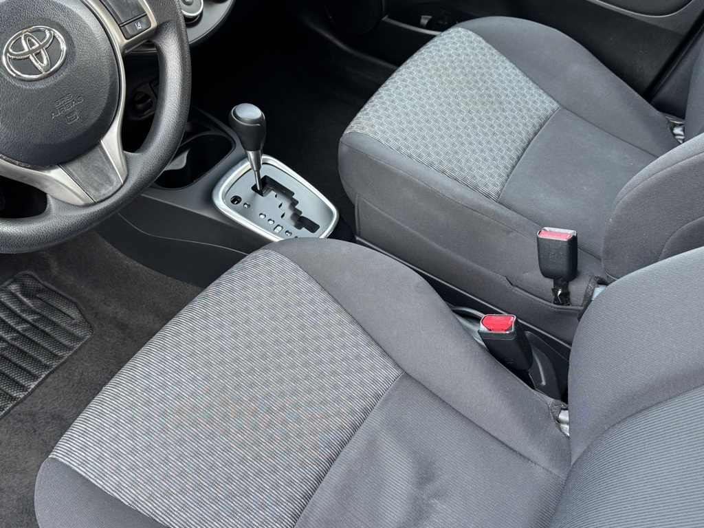 Vehicle image 9 of 23