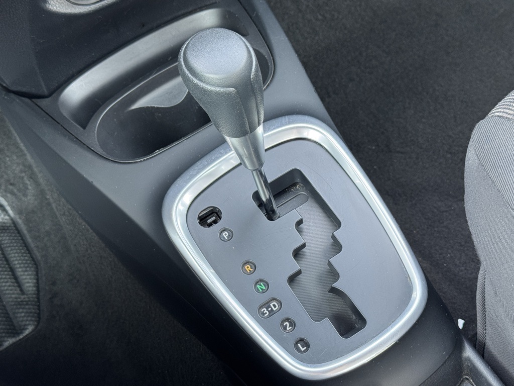 Vehicle image 13 of 23