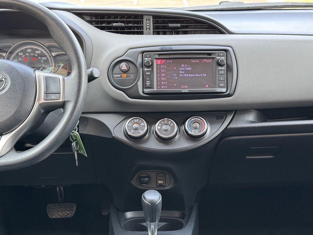 Vehicle image 15 of 23