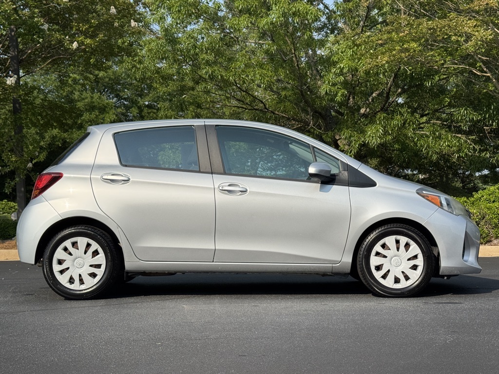 Vehicle image 3 of 23