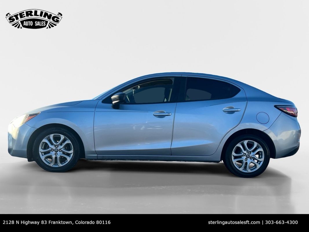 Vehicle image 2 of 15