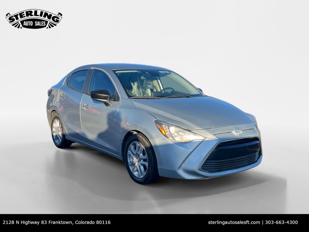 Vehicle image 6 of 15