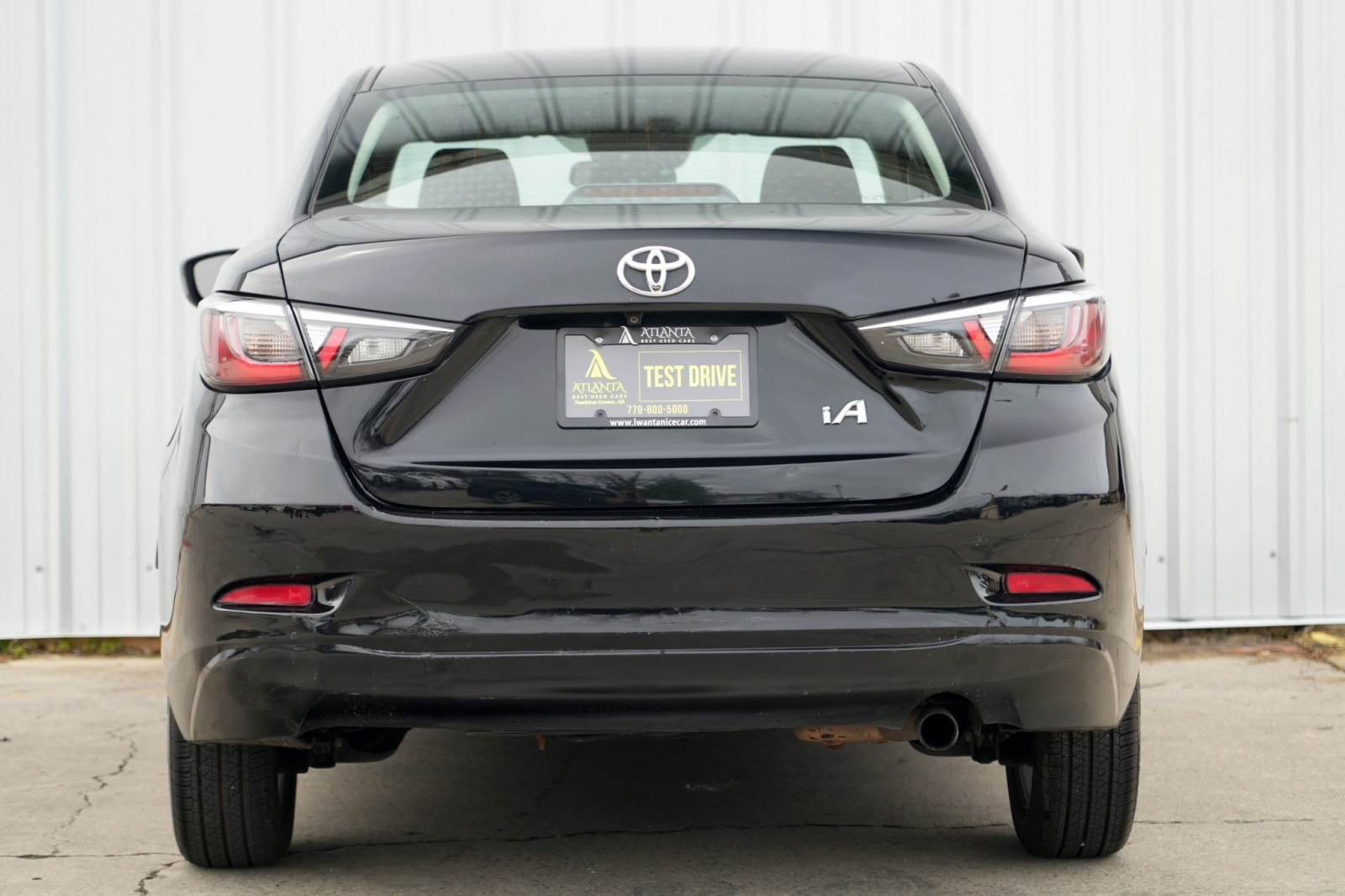 Vehicle image 5 of 45