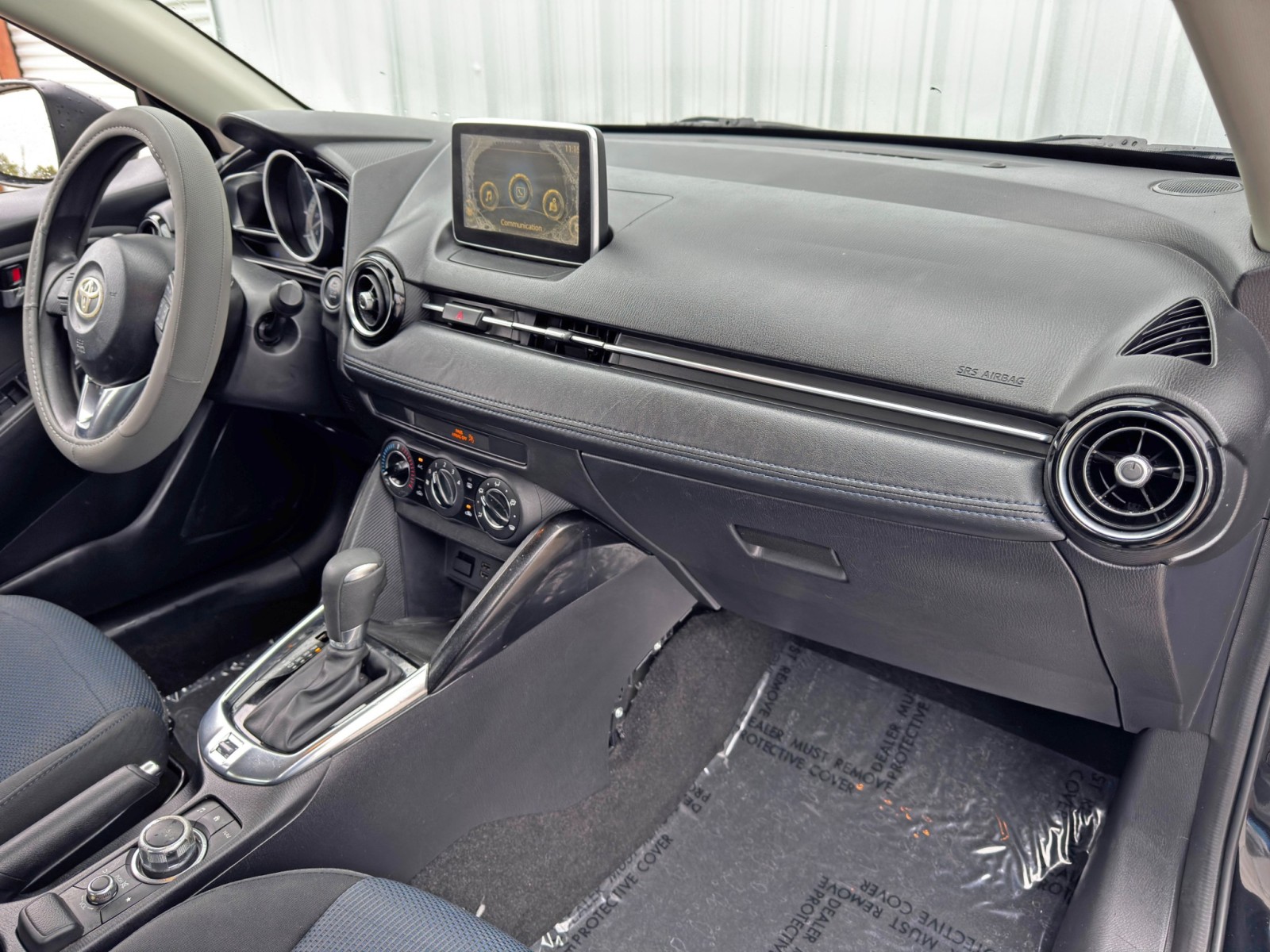 Vehicle image 20 of 45