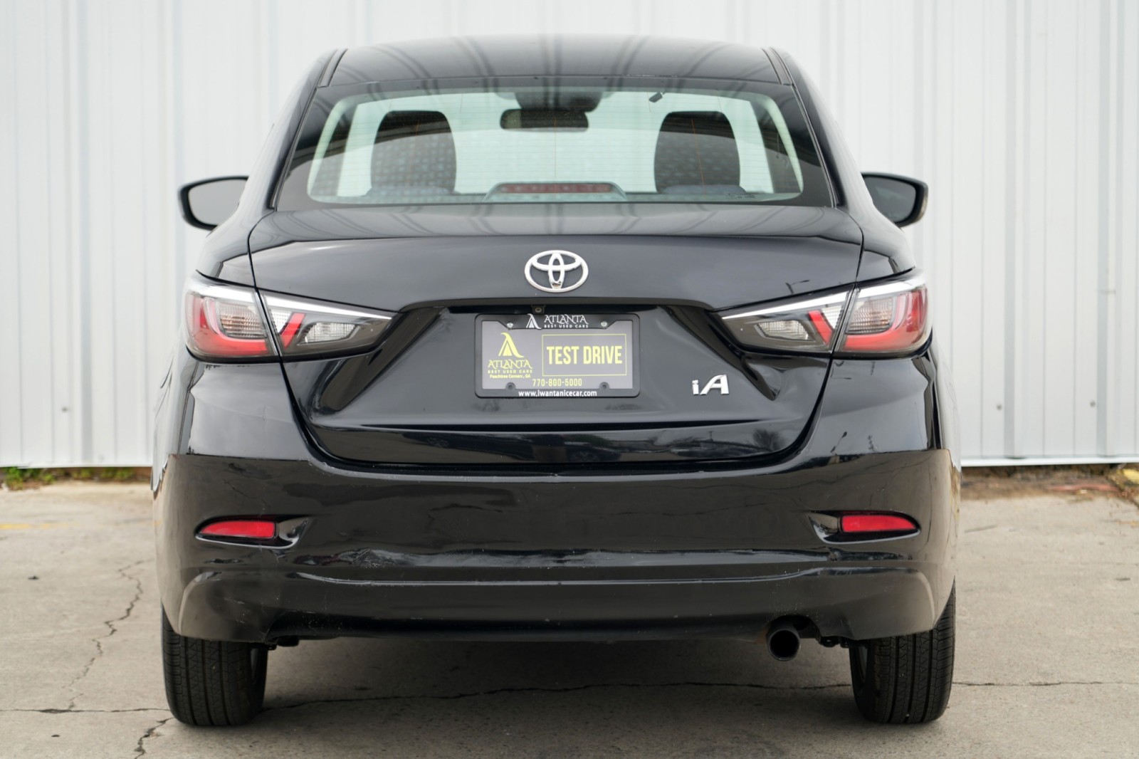 Vehicle image 14 of 45