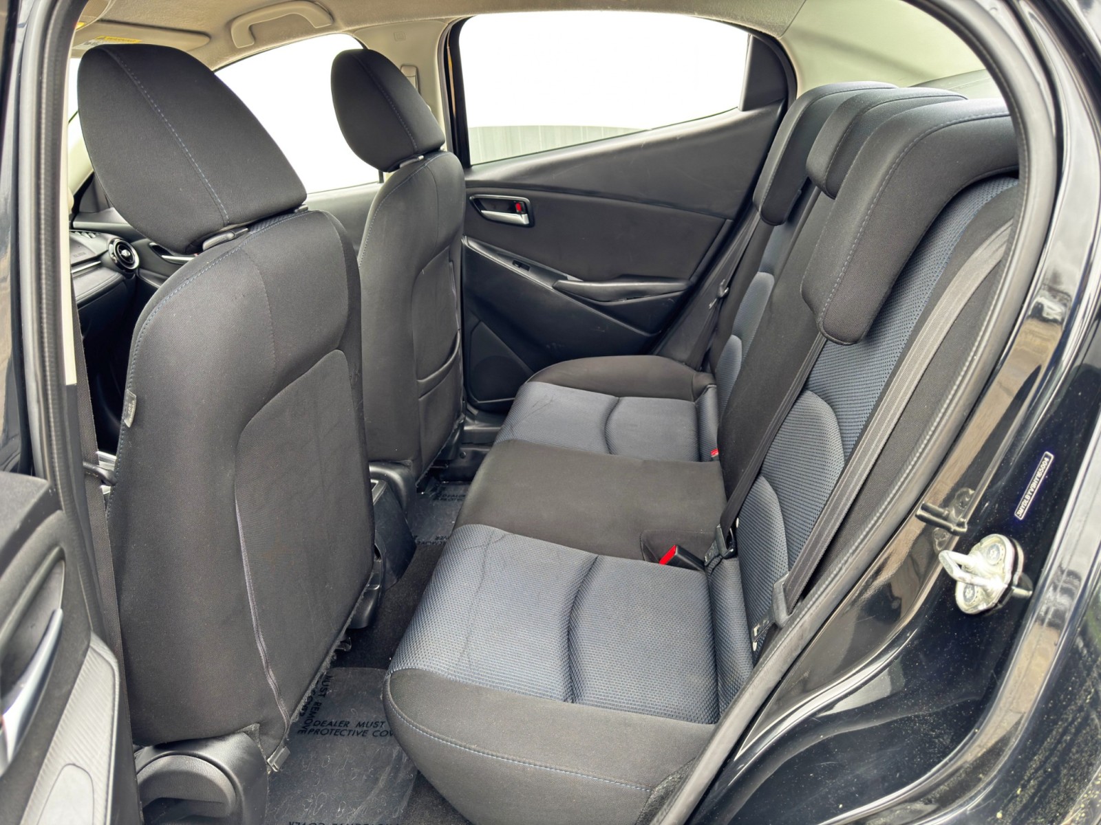 Vehicle image 39 of 45