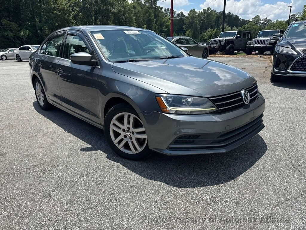 2017 Volkswagen Jetta 1.4T S Image 2 of 11