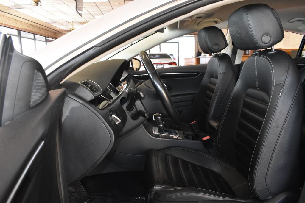 2017 Volkswagen CC 2.0T Sport Image 8 of 26