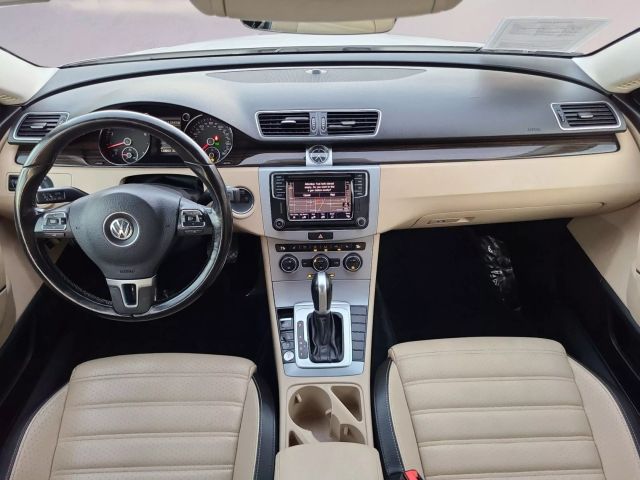 2017 Volkswagen CC 2.0T Sport Image 12 of 23