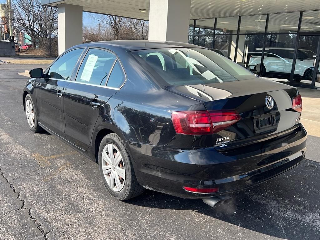 2017 Volkswagen Jetta 1.4T S Image 7 of 11