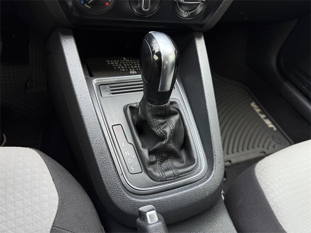 2017 Volkswagen Jetta 1.4T S Image 19 of 27